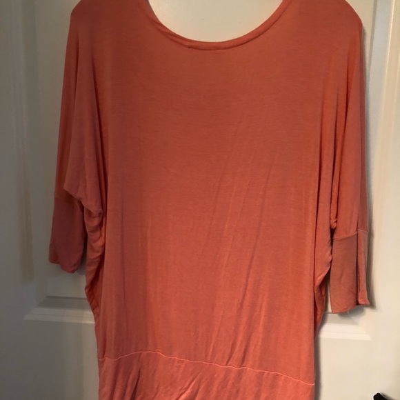 Top - Picture 3 of 4